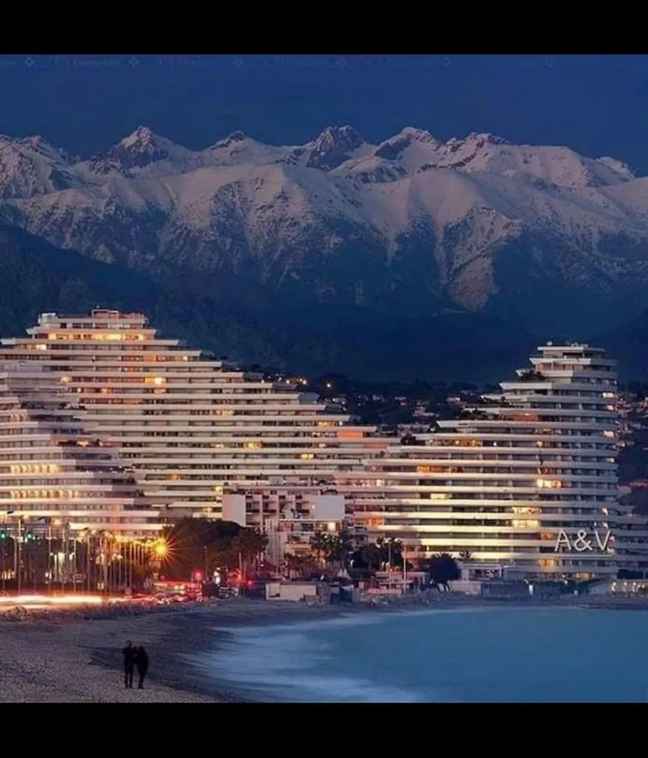 Lägenhet Charmant Appartement Au Coeur De Villeneuve Loubet