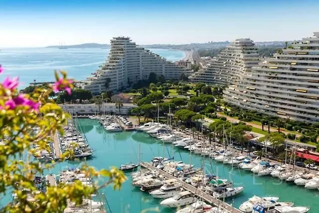 Charmant Appartement Au Coeur De Villeneuve Loubet 0*, וילנב-לובה